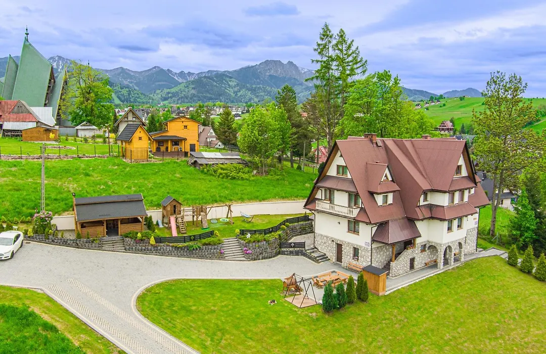 Willa Tatra House-1